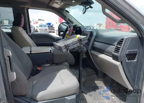 2022 Ford F-250 Xlt z USA, uszkodzony, nr VIN 1FT7X2B63NEC14787